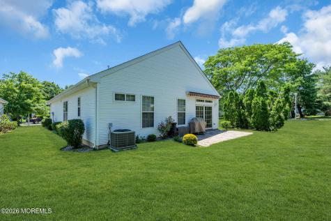 29 Greenways Lane Lakewood NJ 08701