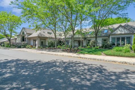 29 Greenways Lane Lakewood NJ 08701