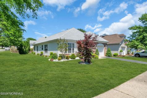 29 Greenways Lane Lakewood NJ 08701