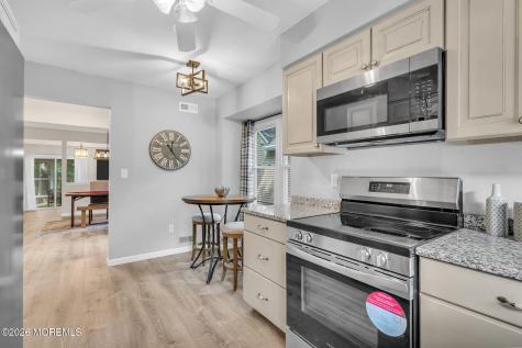 35 N Quail Hill Boulevard Abescon NJ 08201