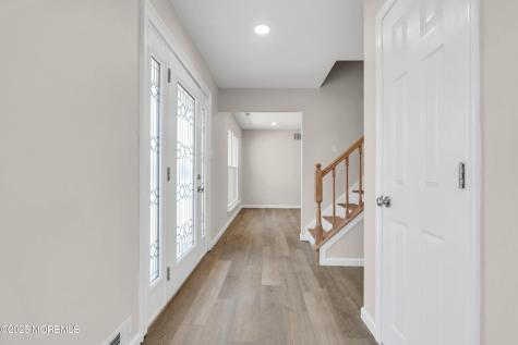 5 Buxton Court Barnegat NJ 08005