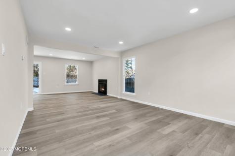 5 Buxton Court Barnegat NJ 08005