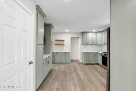 5 Buxton Court Barnegat NJ 08005