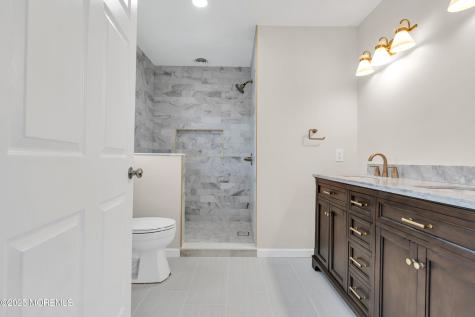 5 Buxton Court Barnegat NJ 08005