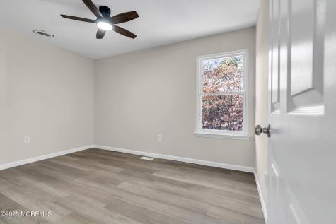 5 Buxton Court Barnegat NJ 08005