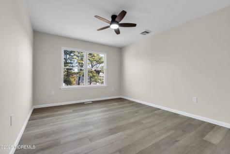 5 Buxton Court Barnegat NJ 08005