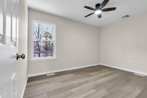 5 Buxton Court Barnegat NJ 08005