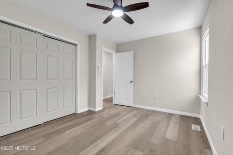 5 Buxton Court Barnegat NJ 08005