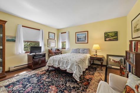 38 Crine Road Morganville NJ 07751
