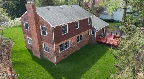 38 Crine Road Morganville NJ 07751