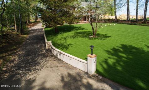 38 Crine Road Morganville NJ 07751