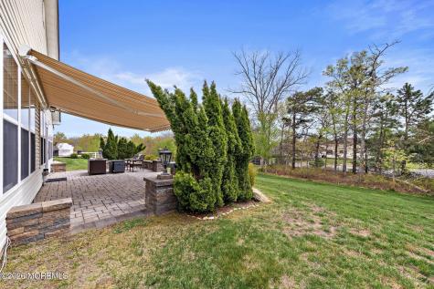 61 Honeysuckle Drive Manahawkin NJ 08050
