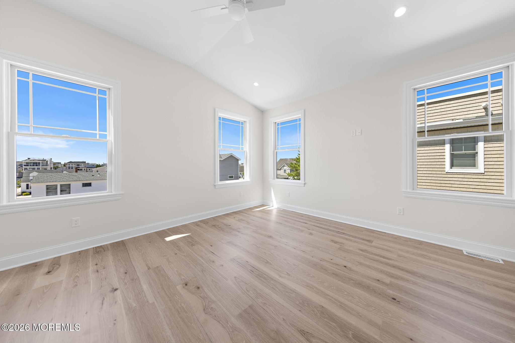 242 N 8th Street Surf City NJ 08008