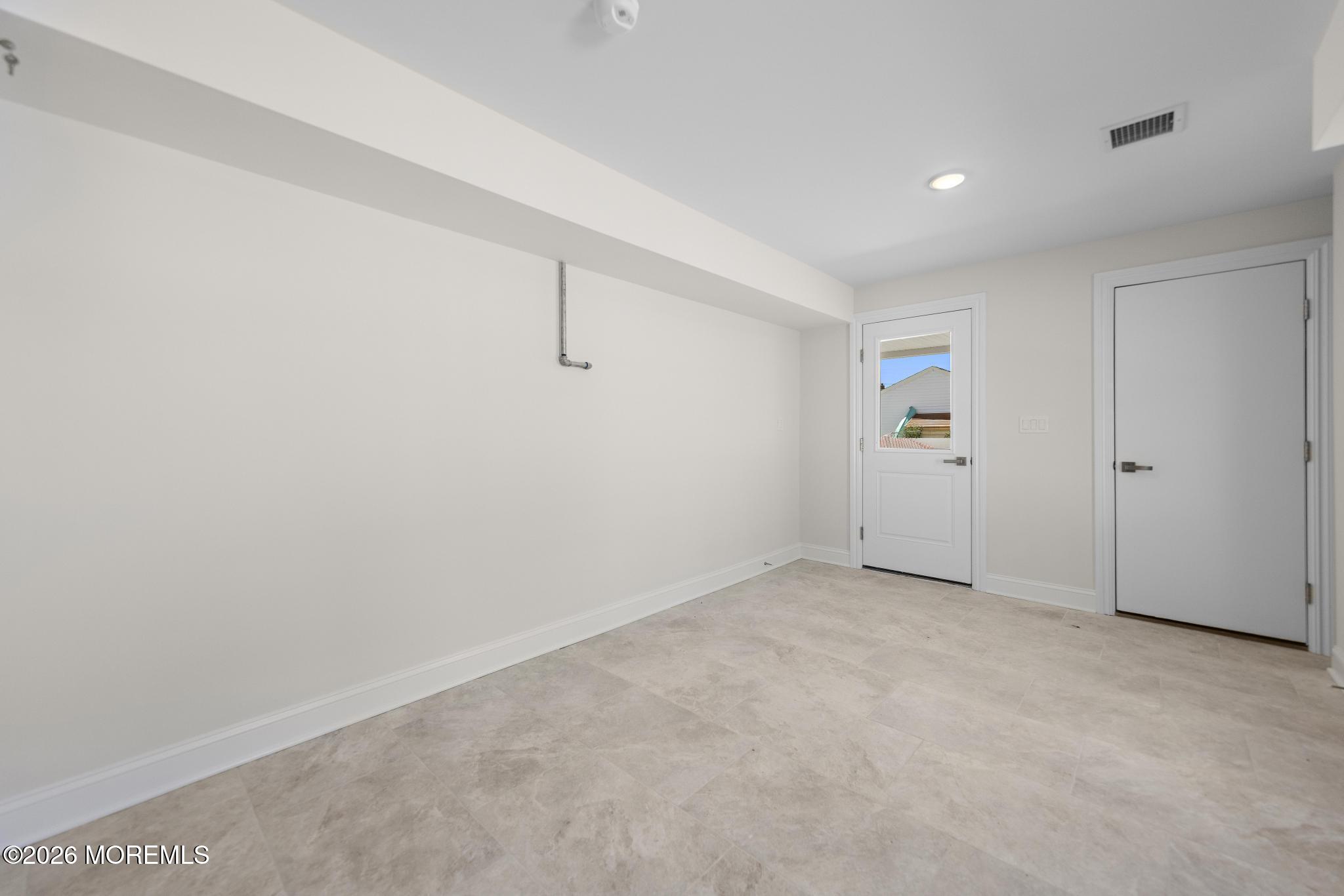 242 N 8th Street Surf City NJ 08008