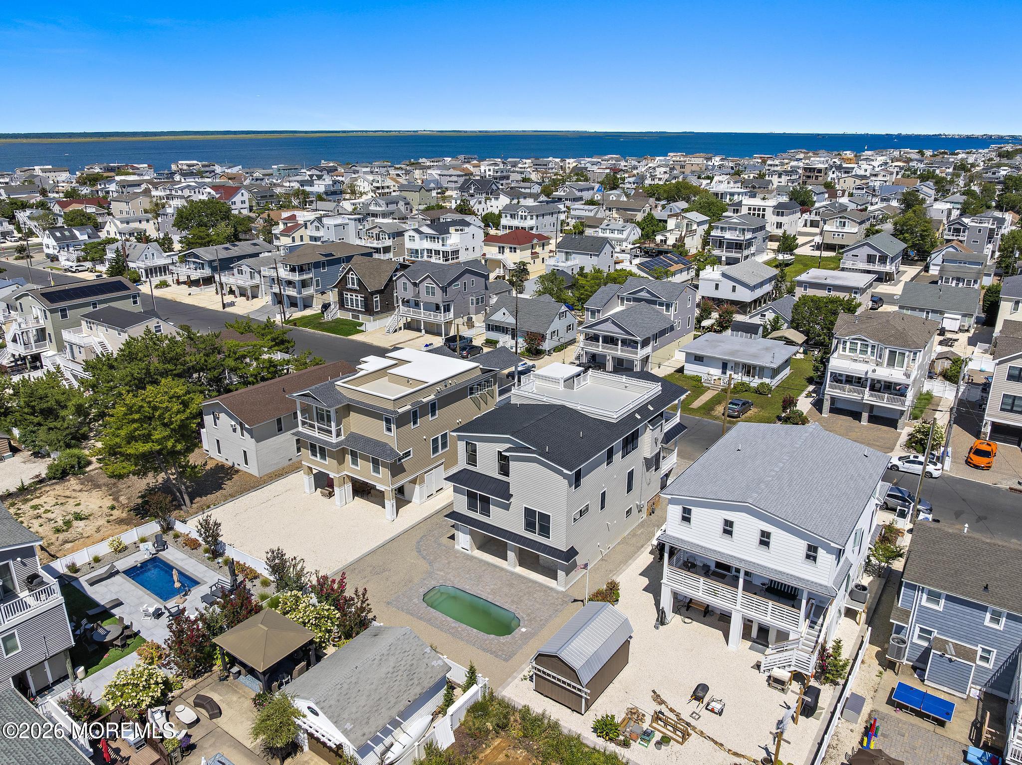 242 N 8th Street Surf City NJ 08008