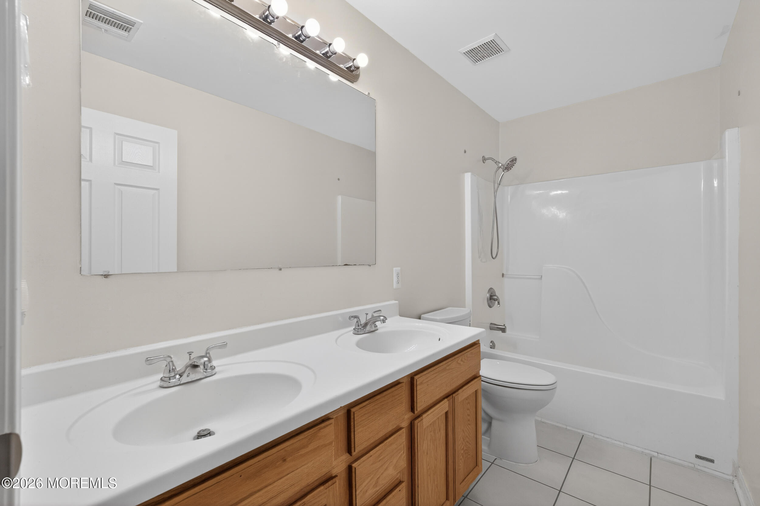 23 Buckley Lane Bayville NJ 08721