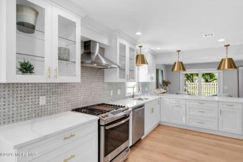 487 Branch Avenue Little Silver NJ 07739