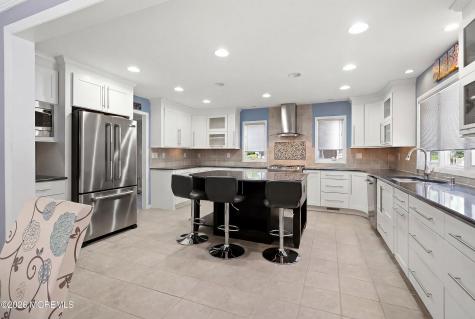 216 Yale Drive Lincroft NJ 07738
