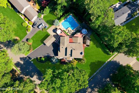 216 Yale Drive Lincroft NJ 07738