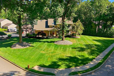 216 Yale Drive Lincroft NJ 07738