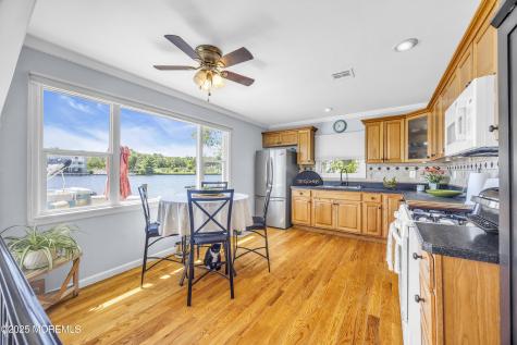 635 Oakwood Drive Forked River NJ 08731