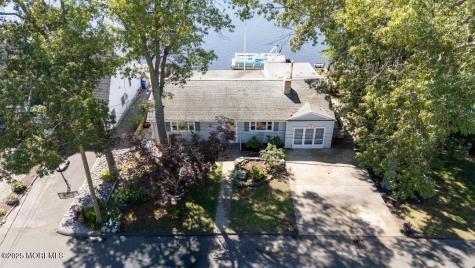 635 Oakwood Drive Forked River NJ 08731