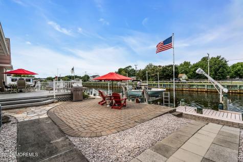 820 Bowsprit Point Lanoka Harbor NJ 08734