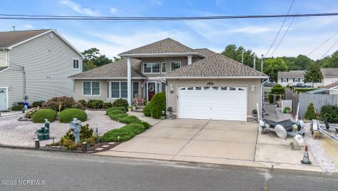 820 Bowsprit Point Lanoka Harbor NJ 08734