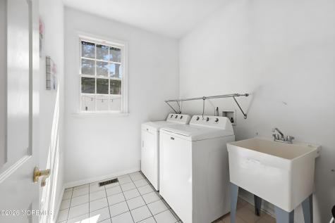 19 Jackson Circle Ocean Twp NJ 07712