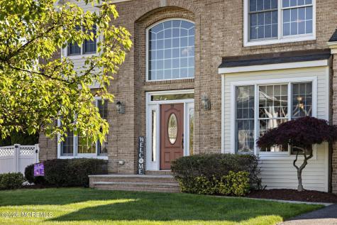 19 Jackson Circle Ocean Twp NJ 07712