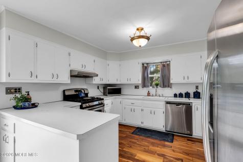 5 Spruce Drive Shrewsbury Boro NJ 07702