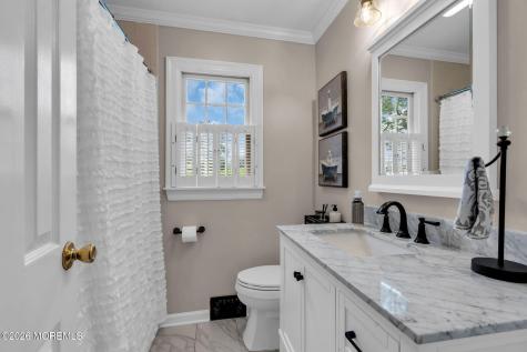 5 Spruce Drive Shrewsbury Boro NJ 07702