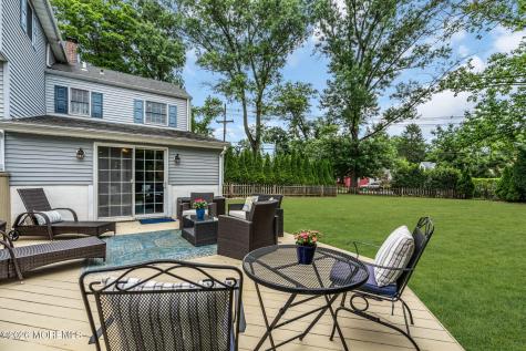 5 Spruce Drive Shrewsbury Boro NJ 07702