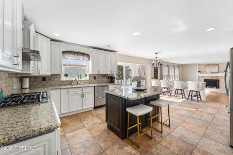 8 Tamar Court Manalapan NJ 07726