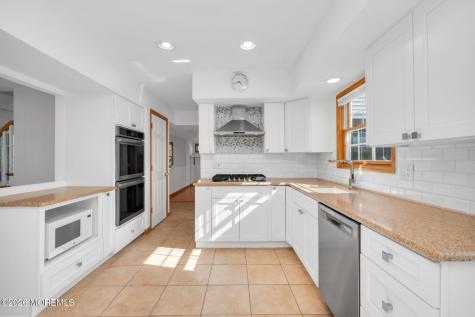 25 Cherry Hill Lane Manalapan NJ 07726