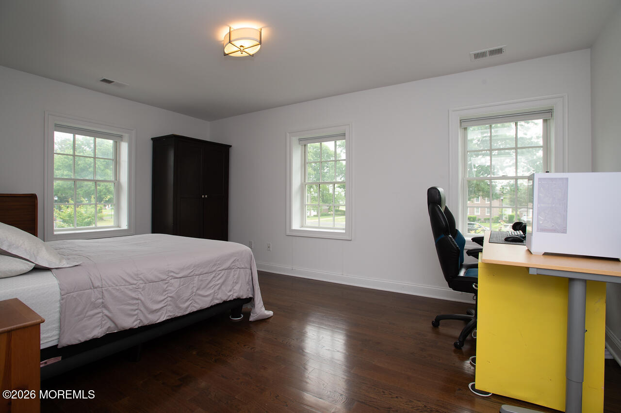 9 Allen Avenue Oceanport NJ 07757