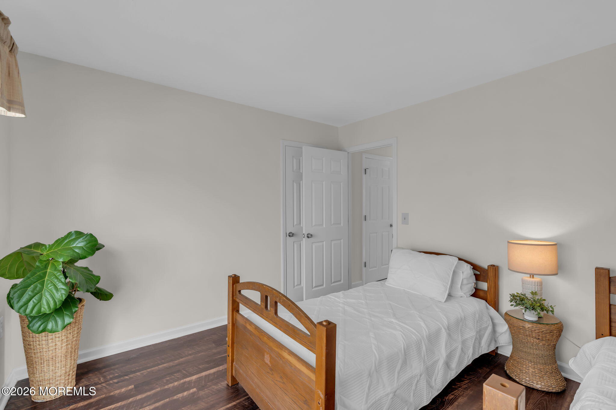 104 Catherine Lane Manahawkin NJ 08050