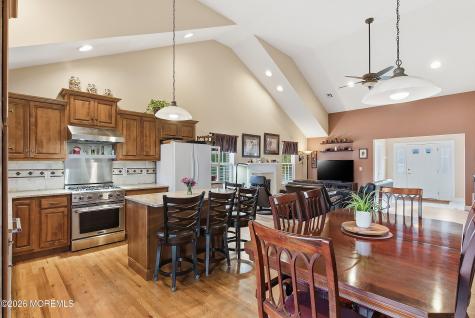 3 Lone Oak Way Eatontown NJ 07724