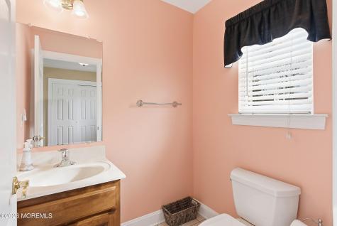 3 Lone Oak Way Eatontown NJ 07724