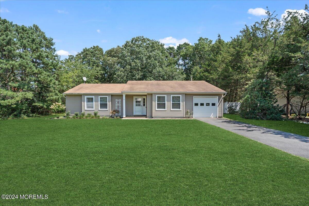 9 Pelican Drive Bayville NJ 08721