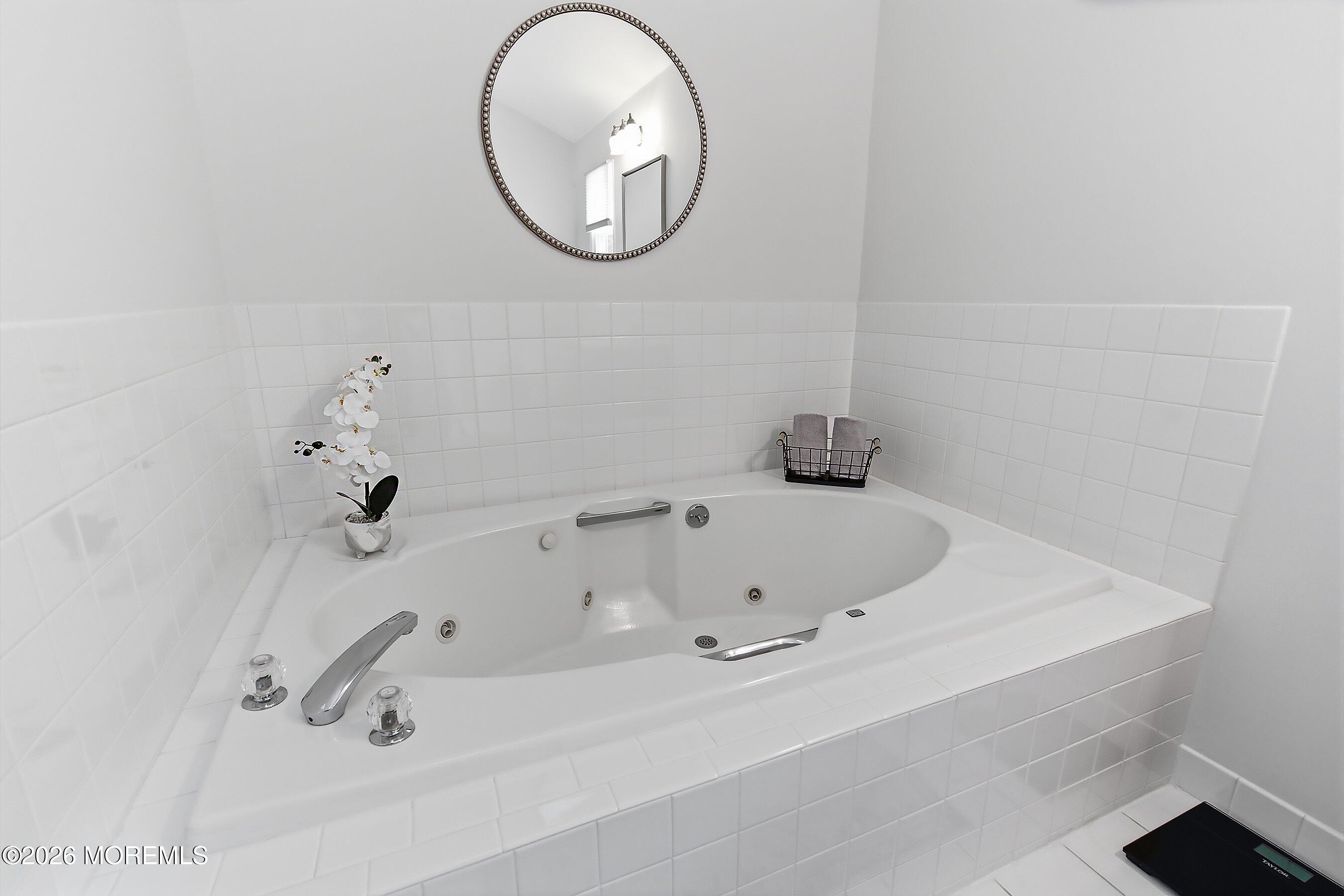 12 Templar Road Manalapan NJ 07726