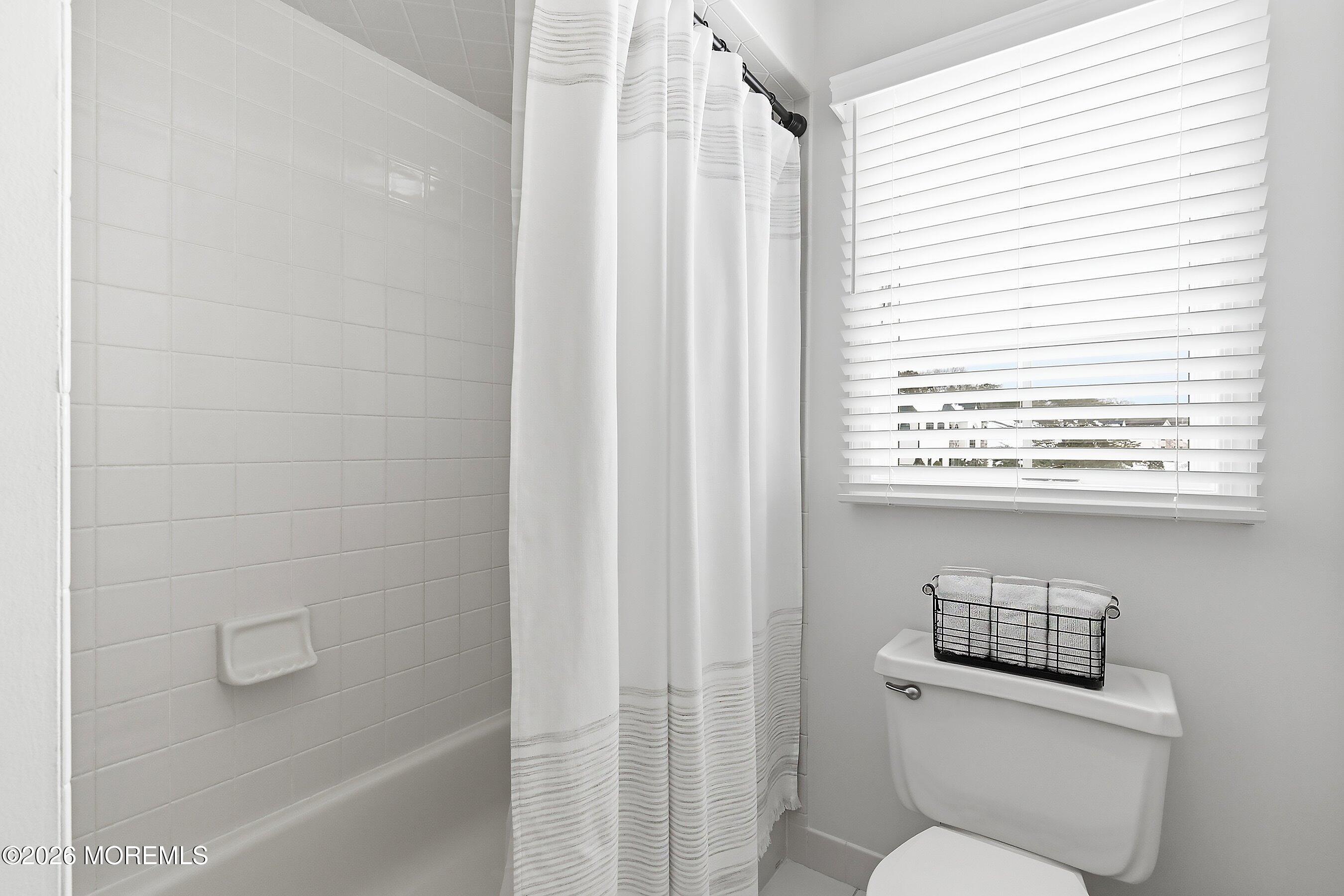 12 Templar Road Manalapan NJ 07726