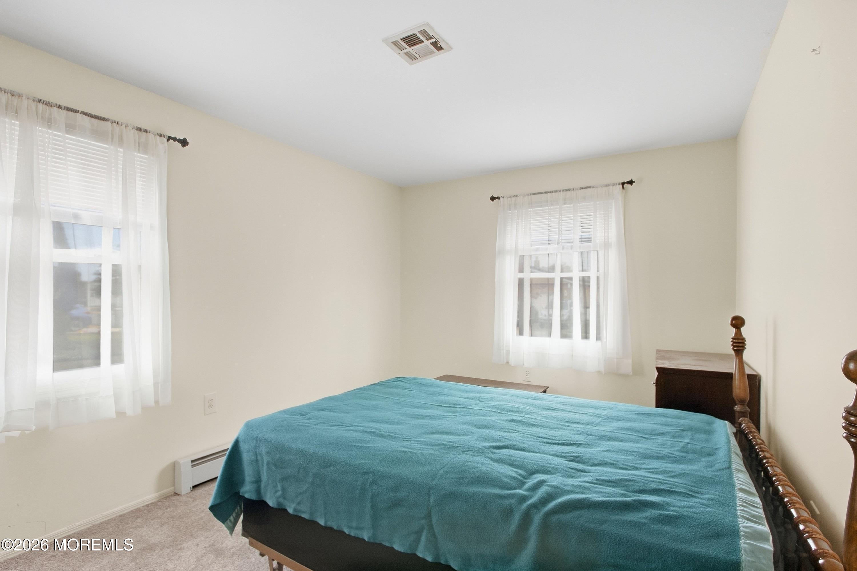 11 Woodstock Drive Toms River NJ 08757