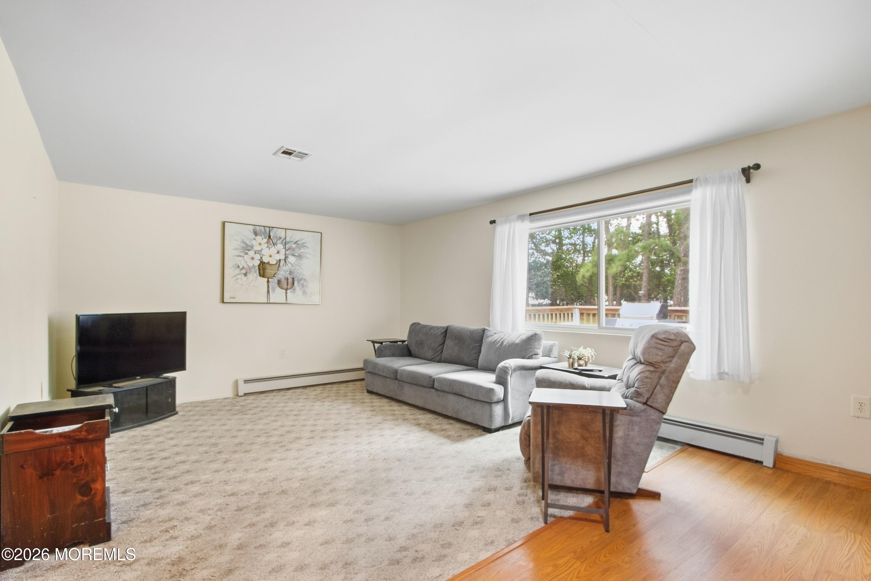 11 Woodstock Drive Toms River NJ 08757