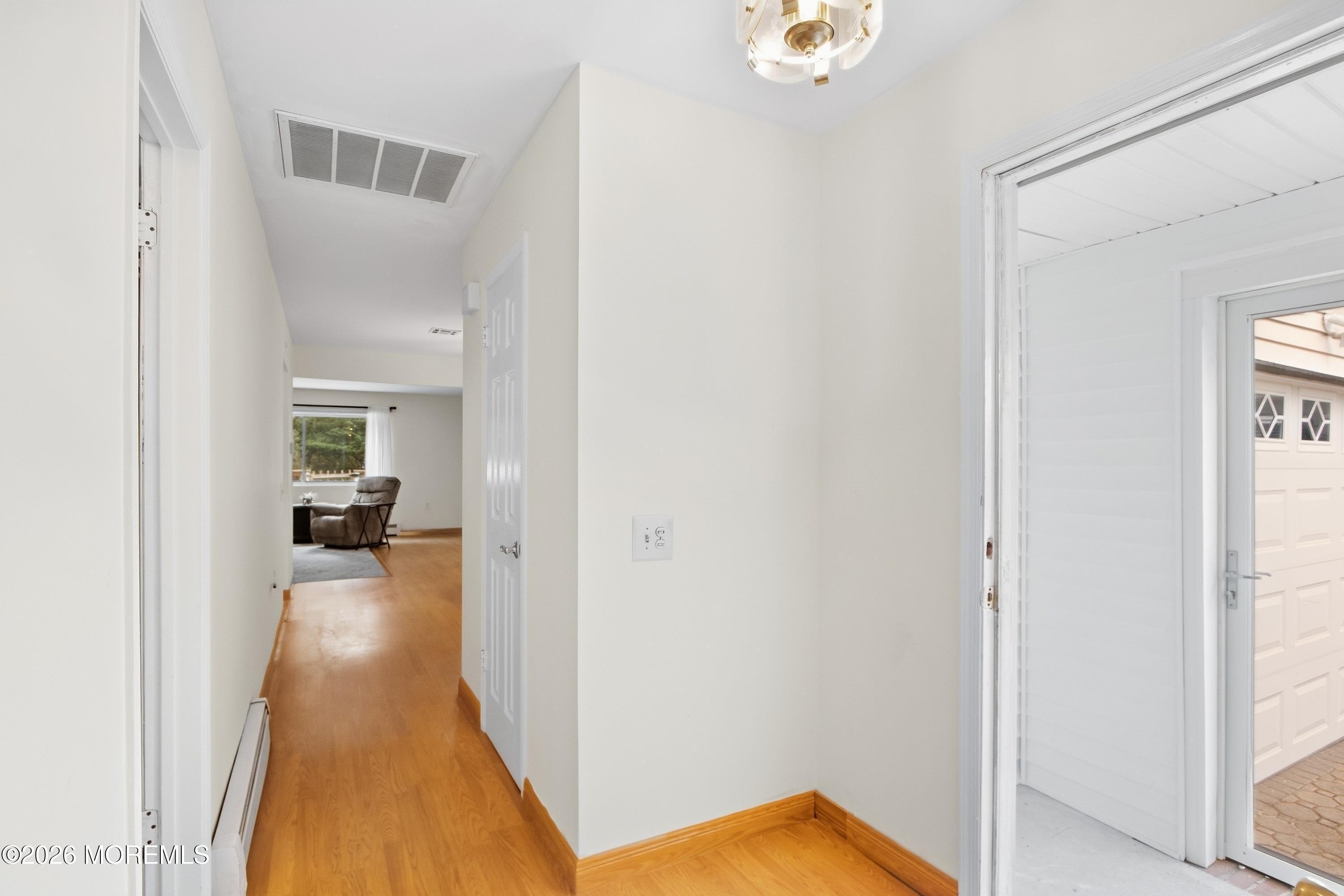 11 Woodstock Drive Toms River NJ 08757