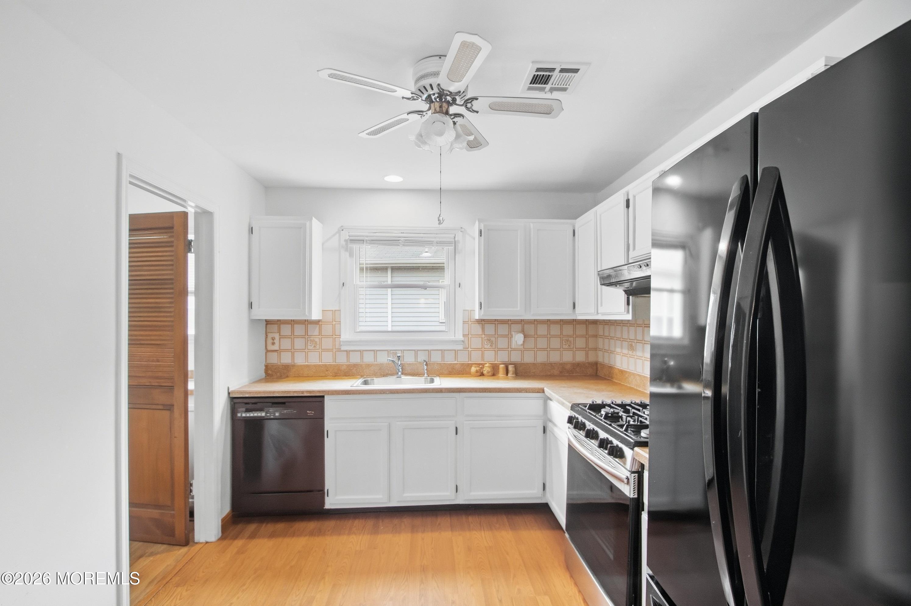 11 Woodstock Drive Toms River NJ 08757