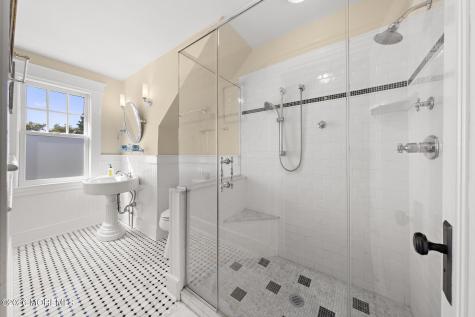 212 Crescent Parkway Sea Girt NJ 08750