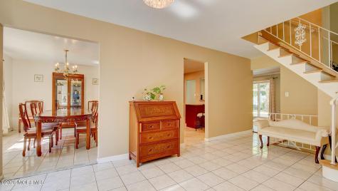 1 Rustic Lane Matawan NJ 07747