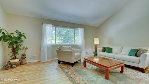 1 Rustic Lane Matawan NJ 07747