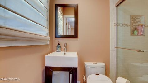 1 Rustic Lane Matawan NJ 07747
